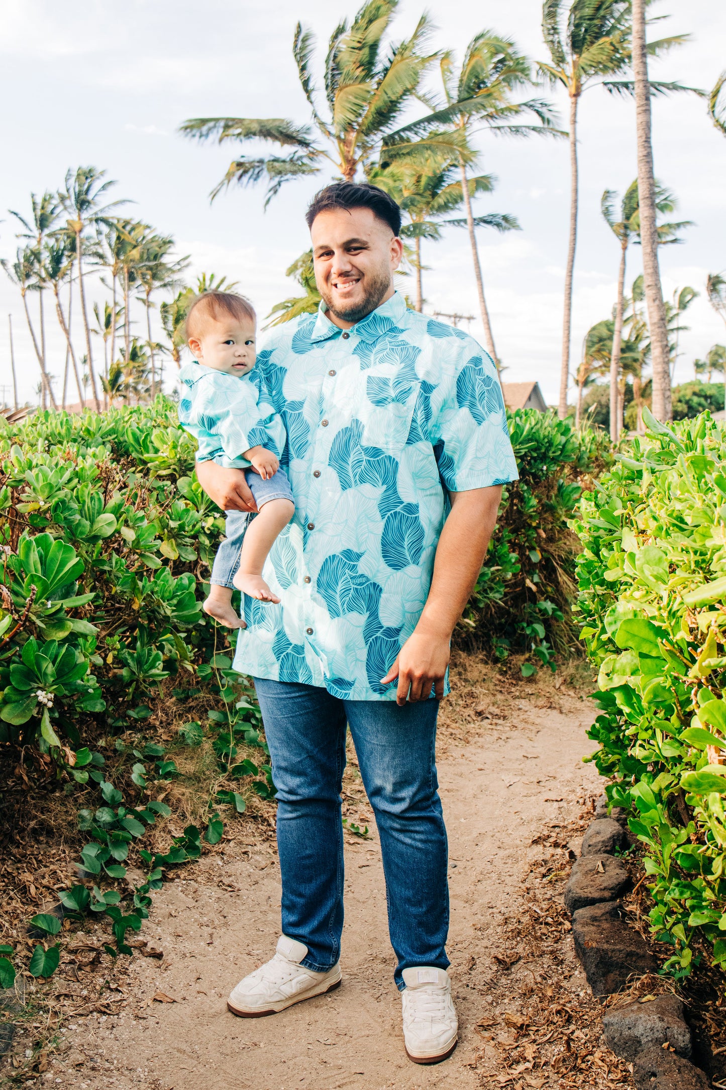 Mens Aloha Shirt PŌMAIKA'I 'Ohana Collection