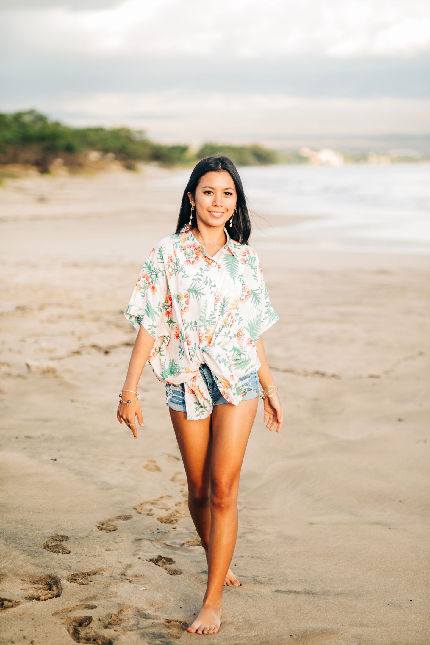 ʻAULIʻI Top in ʻIonani